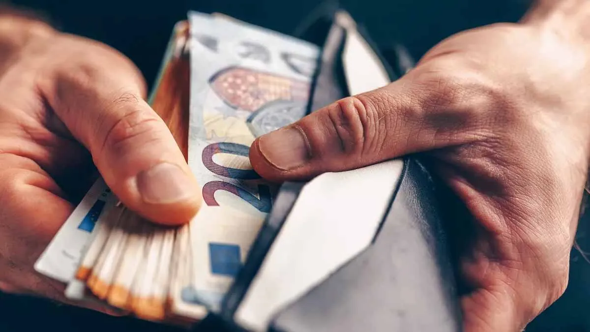 De waarde van contant geld in onzekere tijden
